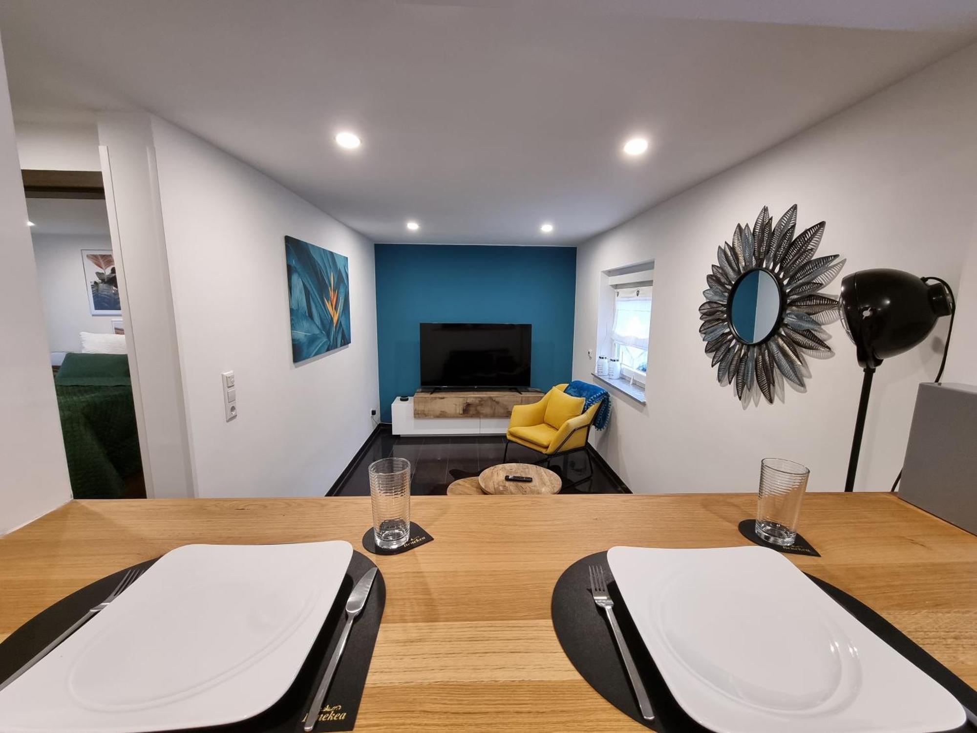 Zwei Schicke Apartments Mit Parkplatz Köln Rom bilde