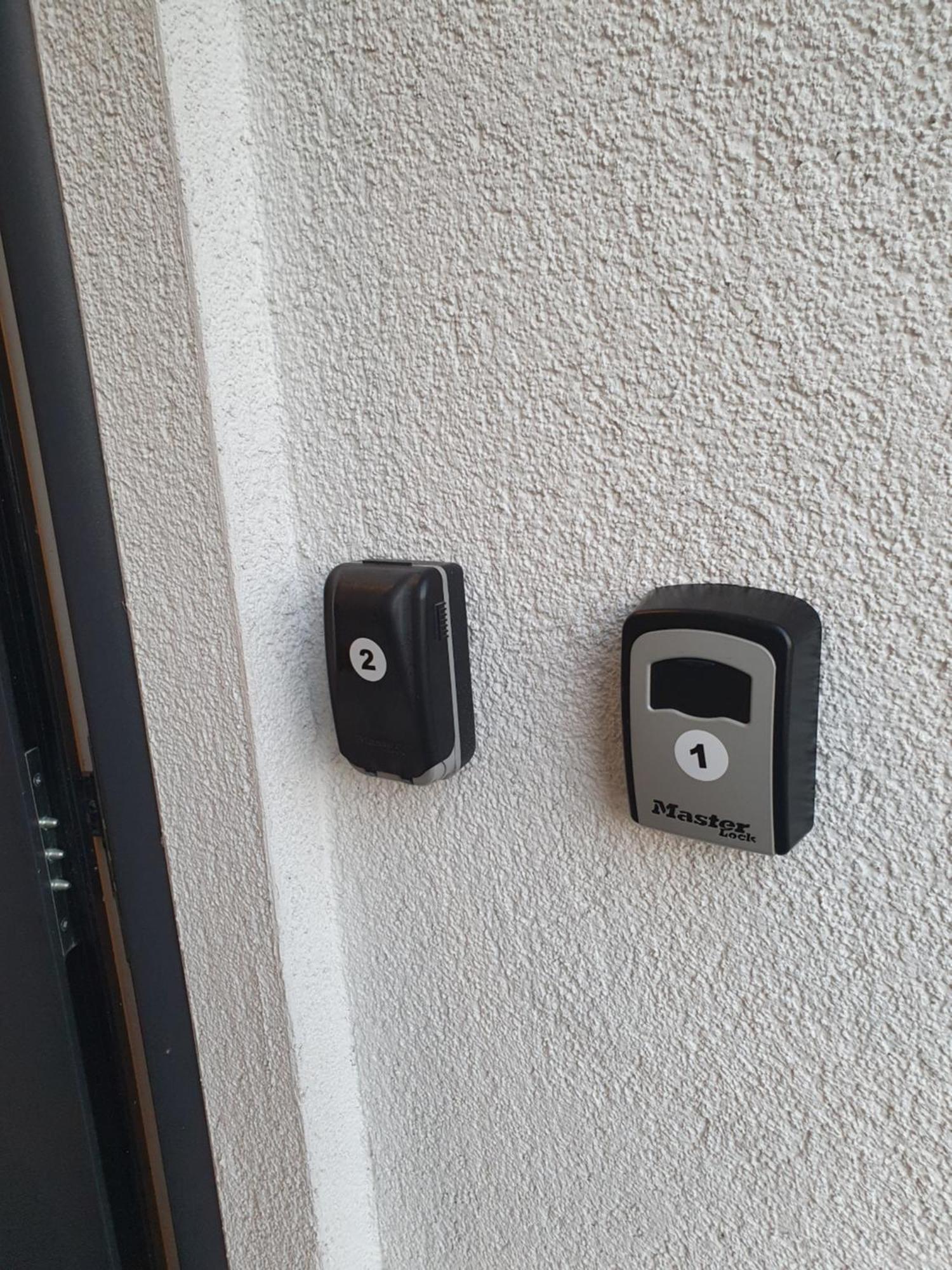 Zwei Schicke Apartments Mit Parkplatz Köln Eksteriør bilde