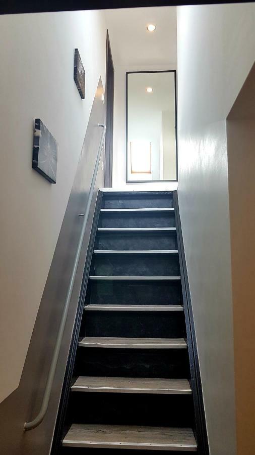Zwei Schicke Apartments Mit Parkplatz Köln Eksteriør bilde